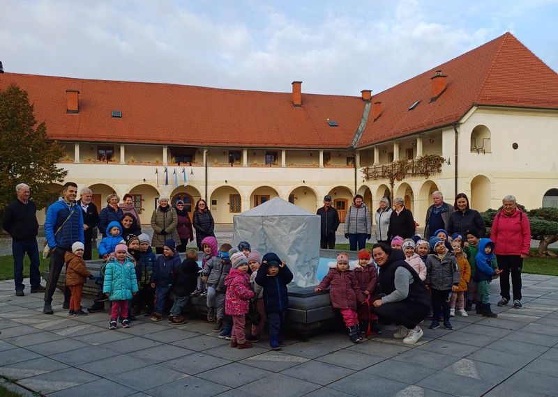 Pohod po mestnem jedru z otroci VVZ Slovenj Gradec, ob svetovnem dnevu diabetesa